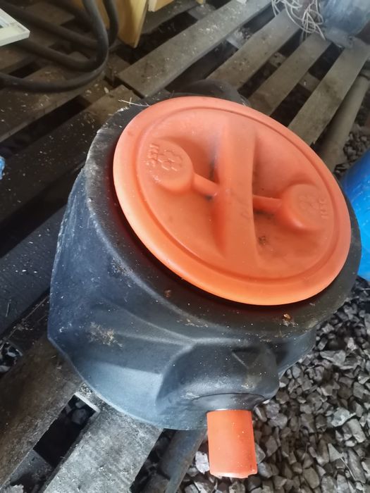 Жироулавливатель 60л новый