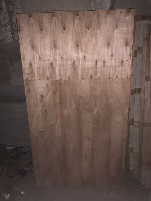 Продам новые фанеры 145х80см
