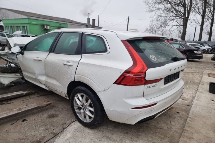 Amplificator antena 31483915 Volvo XC60 2  [din 2017 pana  2020] Crossover 2.0 T6 AT AWD (320 hp)