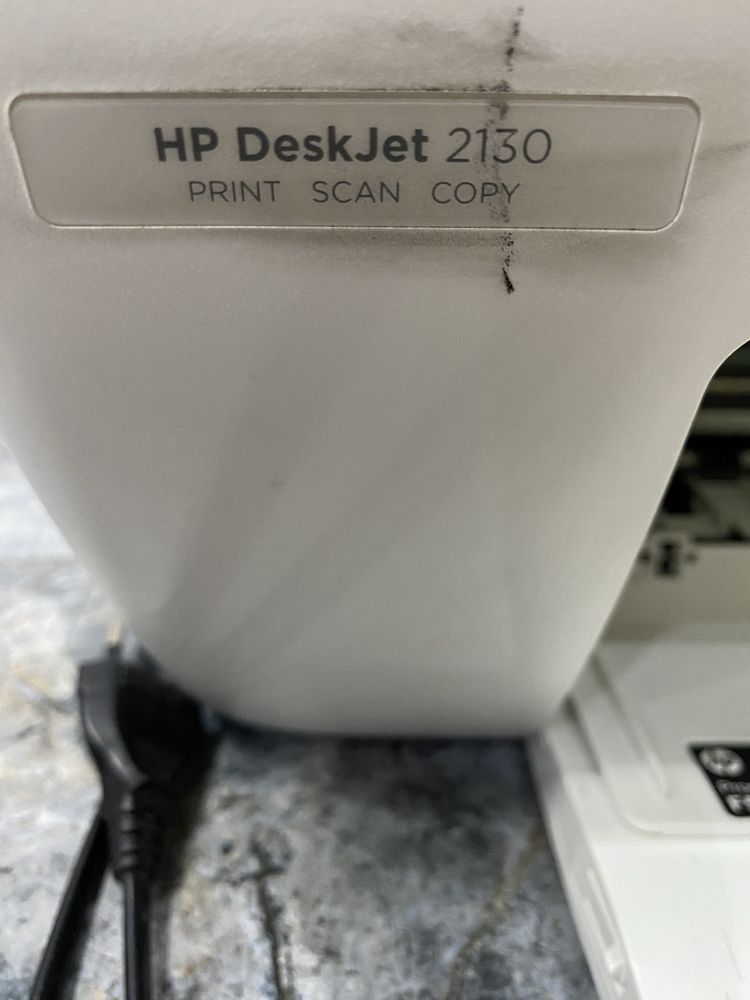 Imprimanta multifuncțională HP DeskJet 2130