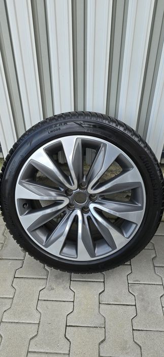 Jante Audi A8 W12 OEM - model Felgen 20" (model rar) + anvelope iarna