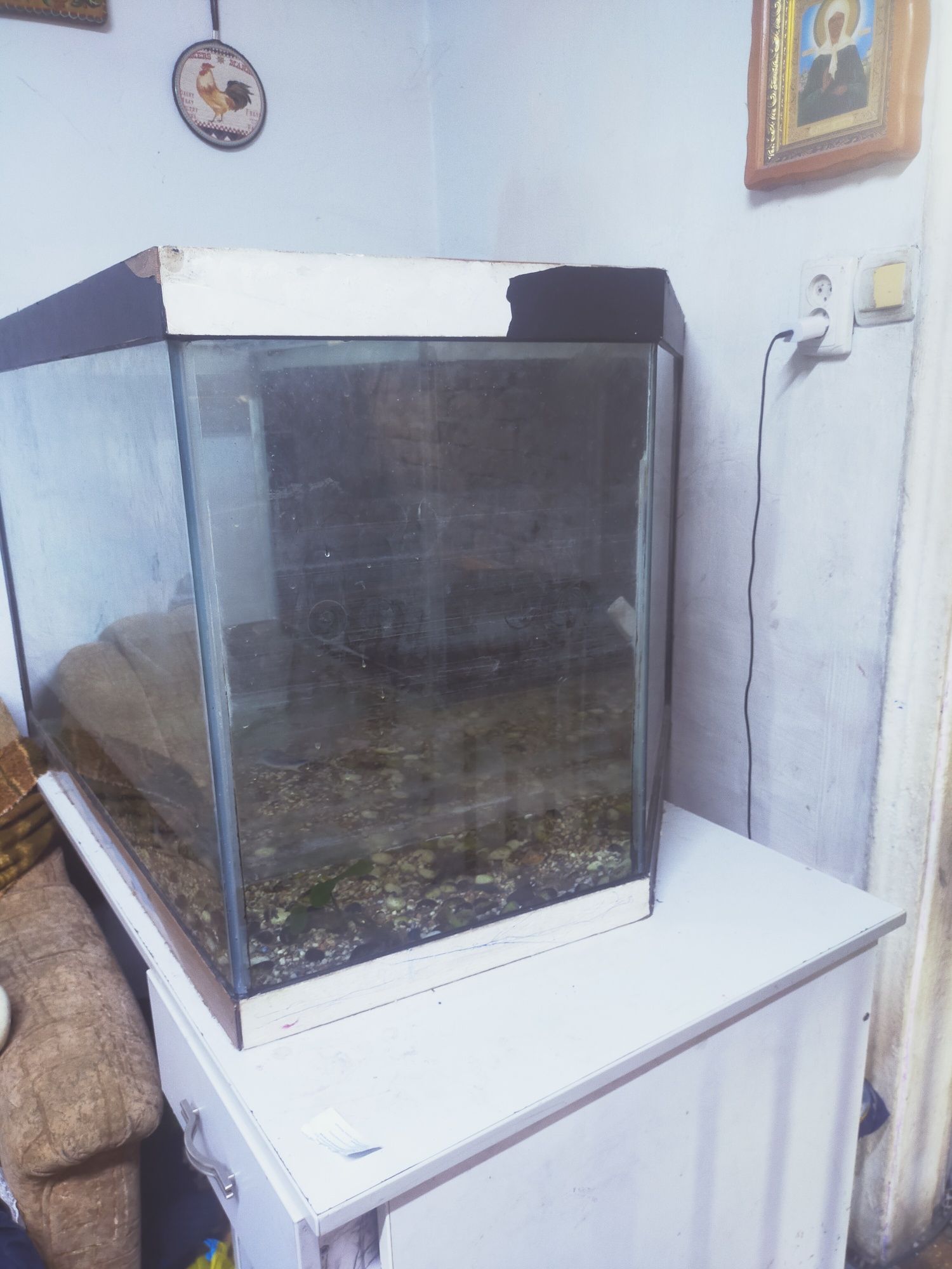 Продам аквариум нестандартной формы
