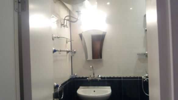 Дава се под наем Двустаен апартамент в Бургас, Славейков - 50 кв.м за 200 € - Снимка #5