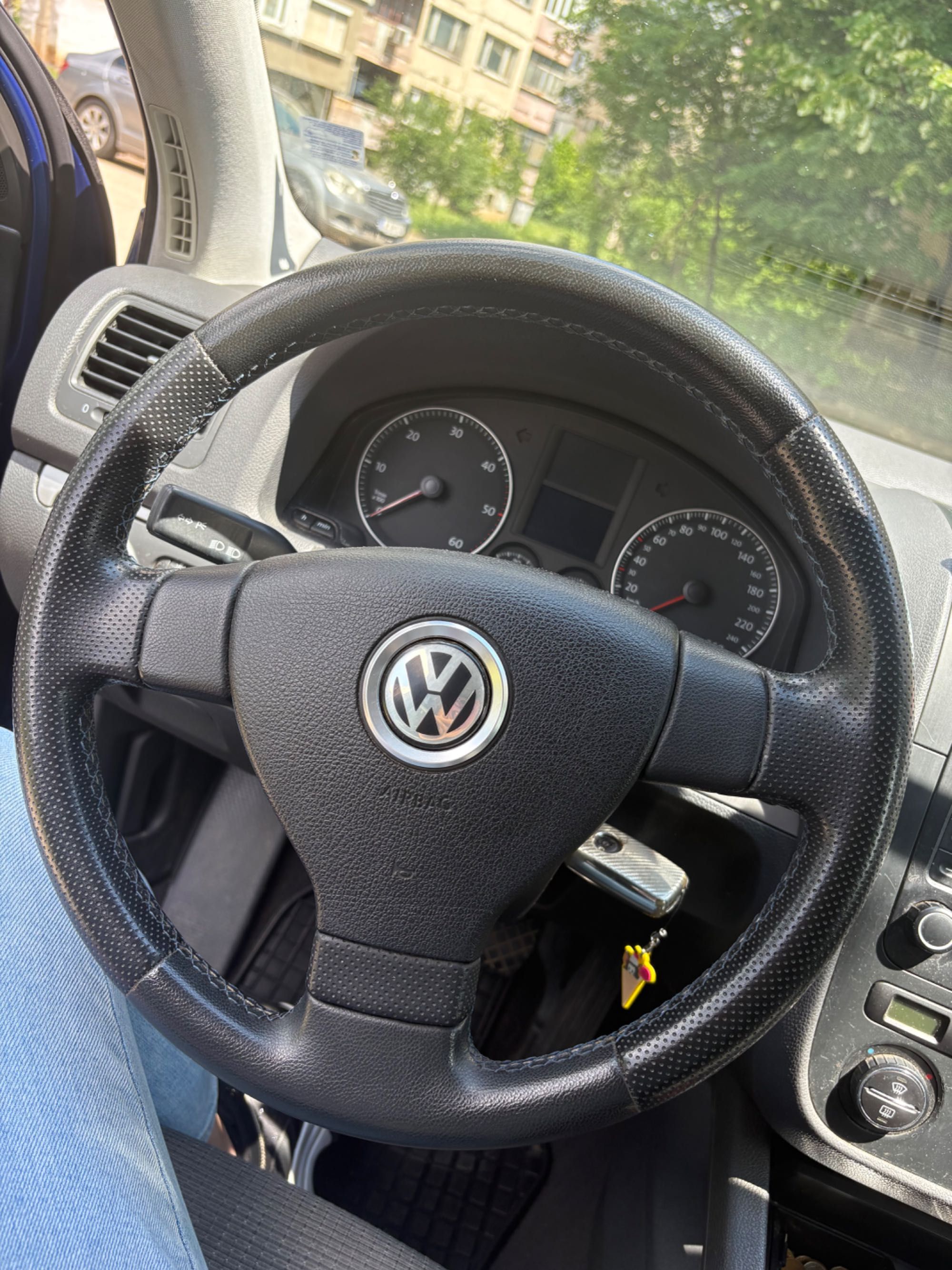 Golf 5 1.9tdi 105ks 2005г.