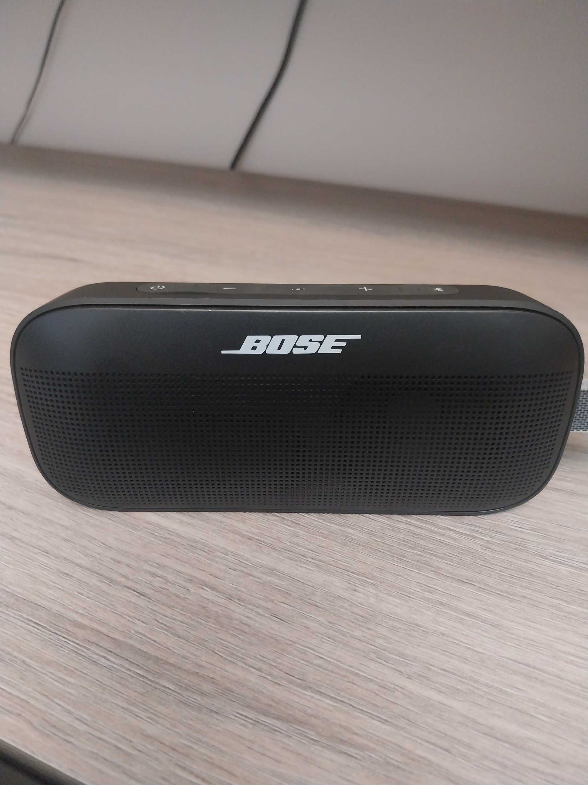 Bose soundlink flex Bluetooth noua!