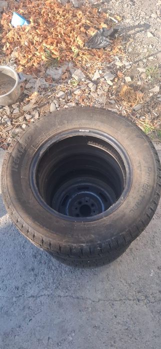 Продам зимние шины