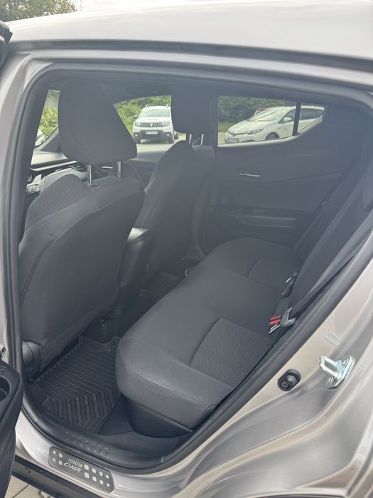 Vand autoturism Toyota C-HR