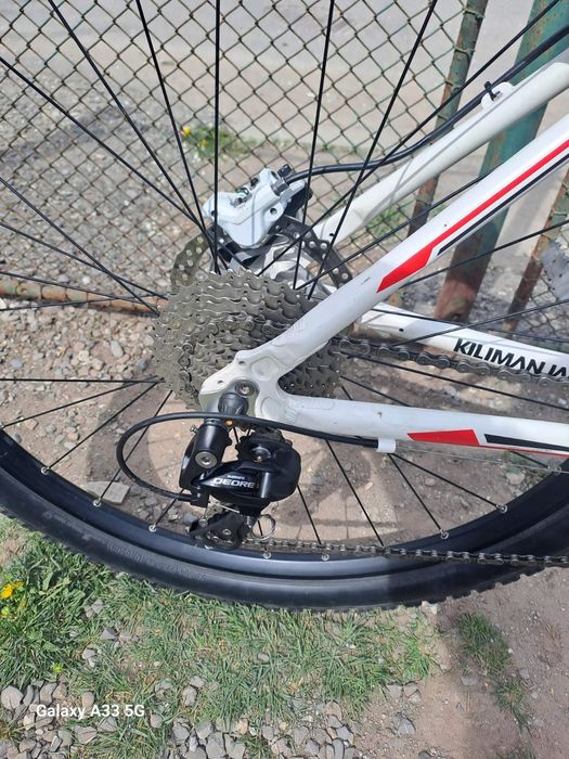 Vind bicicleta în perfecta stare de funcționare