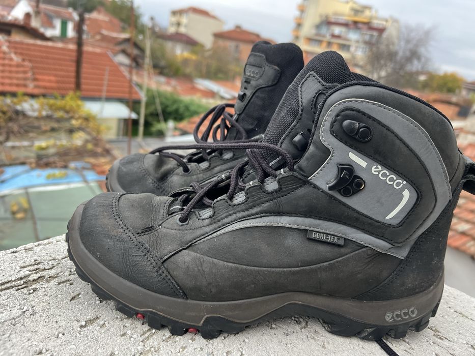 Ecco Gore-Tex 43 Vibram