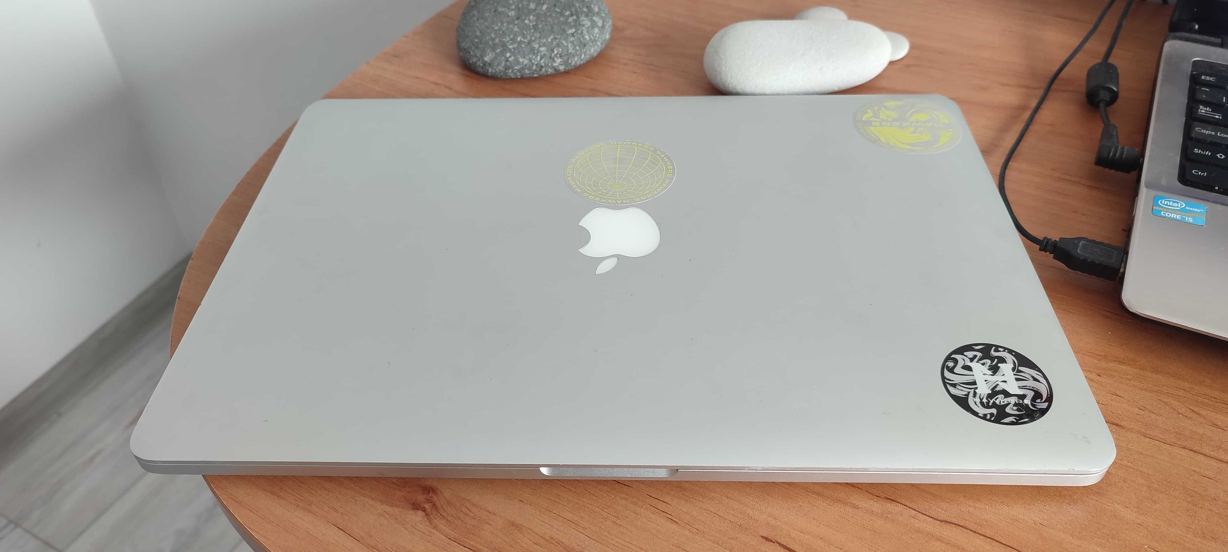 MacBook Pro 15 - (цал) ЗА ЧАСТИ !!!
