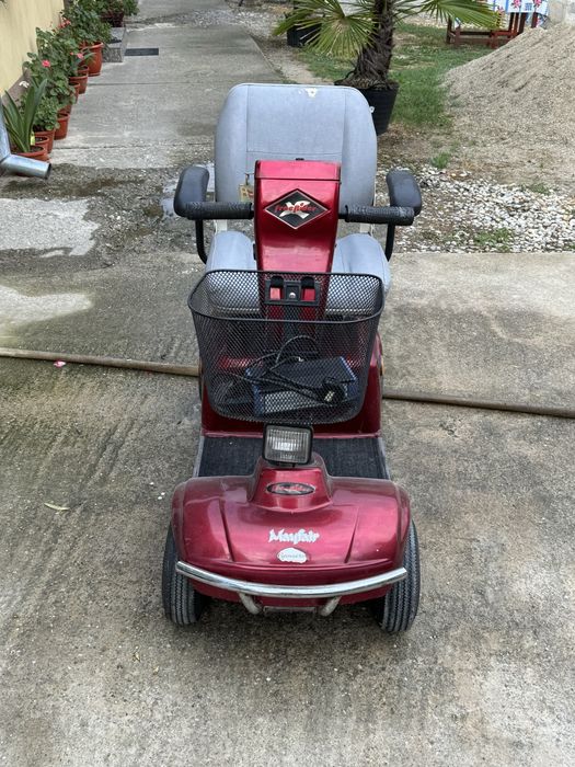 Scooter electric pentru persoane cu dezabilitati