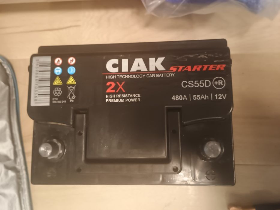 Baterie 12 v ,borne normale 24,2x17,5x19 cm ,55 Ah,UPS