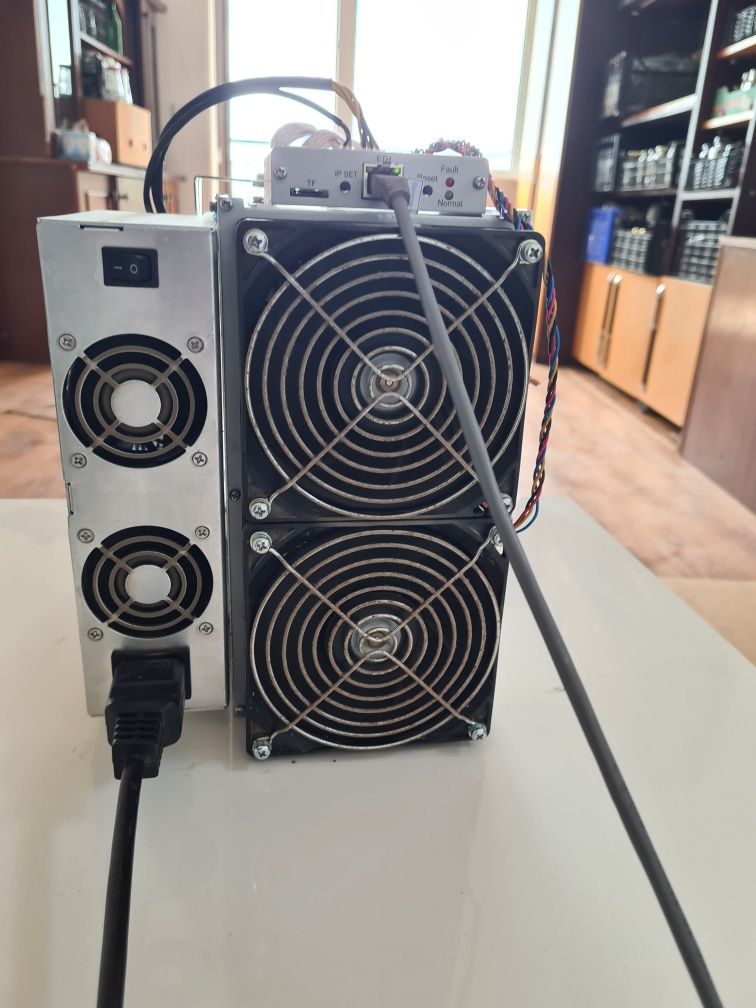 Asic Bitcoin miner btc innosilicon t3+ 57 TH