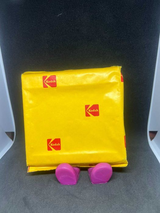 стара неразопакована касета Kodak за моментни снимки