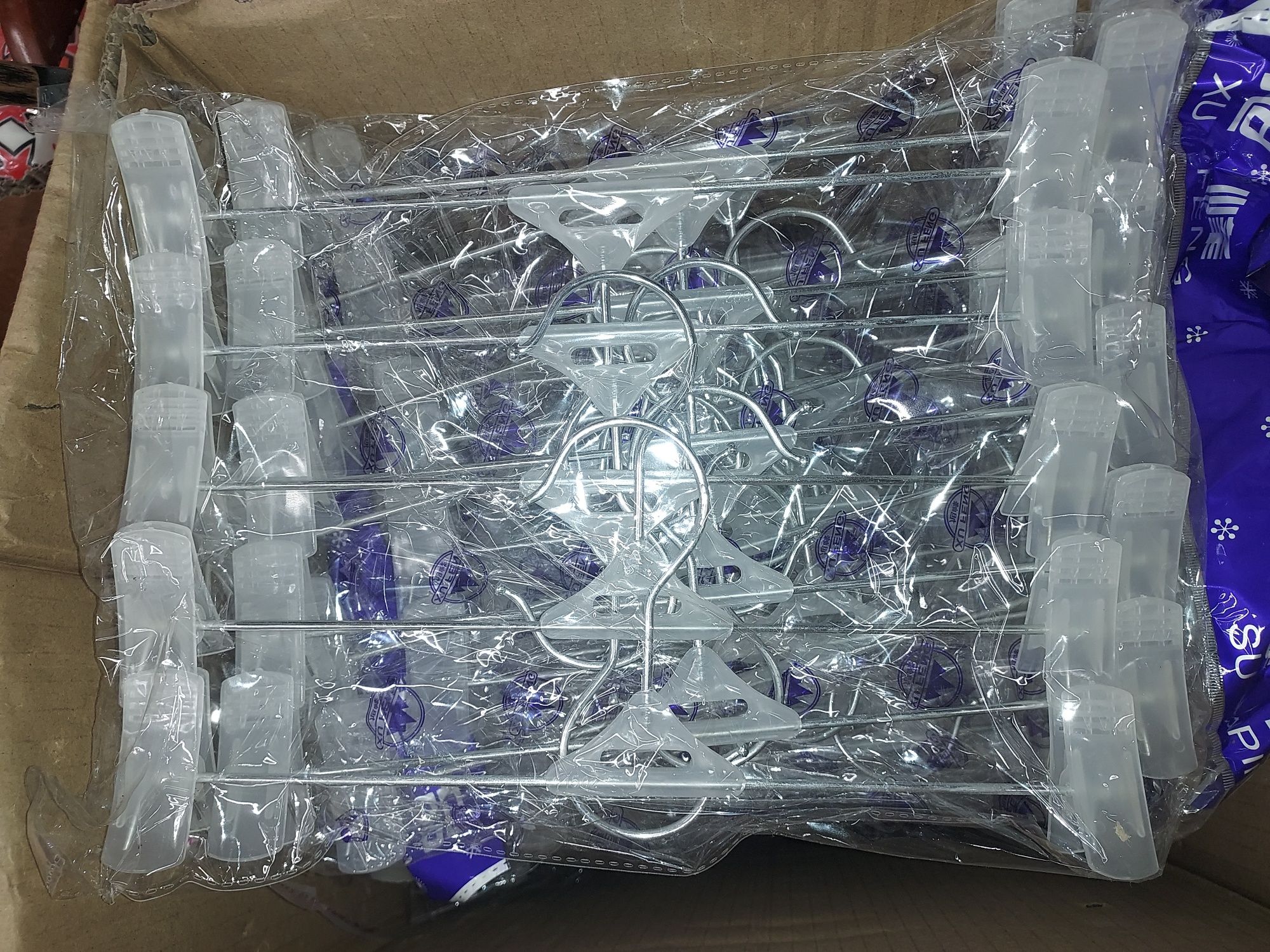 Umerase Inox cu Clipsuri Plastic 27 cm, noi 10/ set Fuste sau Pantalo