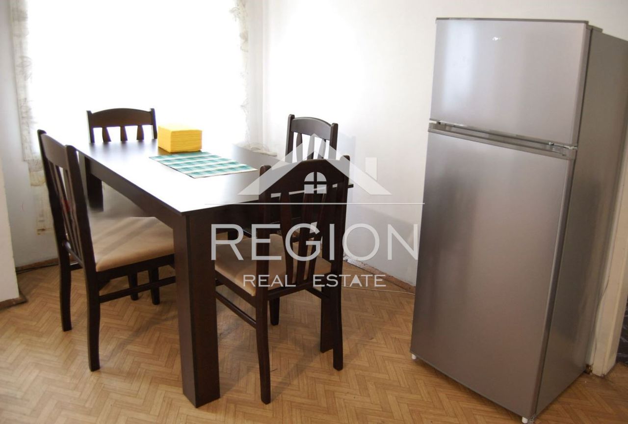 Дава се под наем Тристаен апартамент в Пловдив, Мараша - 77 кв.м за 382.5 € - Снимка #2