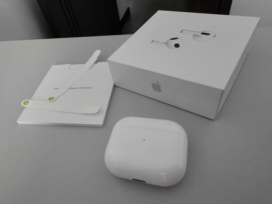 Casti Apple AirPods 3 - MagSafe Charging Case - MME73ZM/A