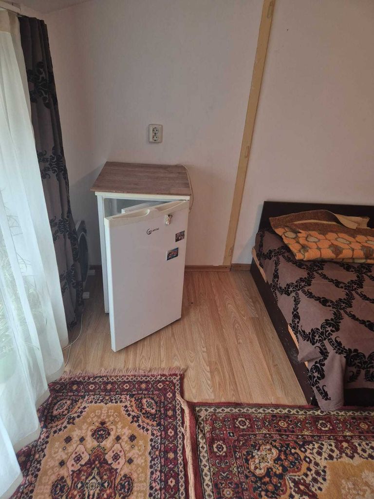 Дава се под наем  в Варна, Център - 16 кв.м за 127.5 € - Снимка #3