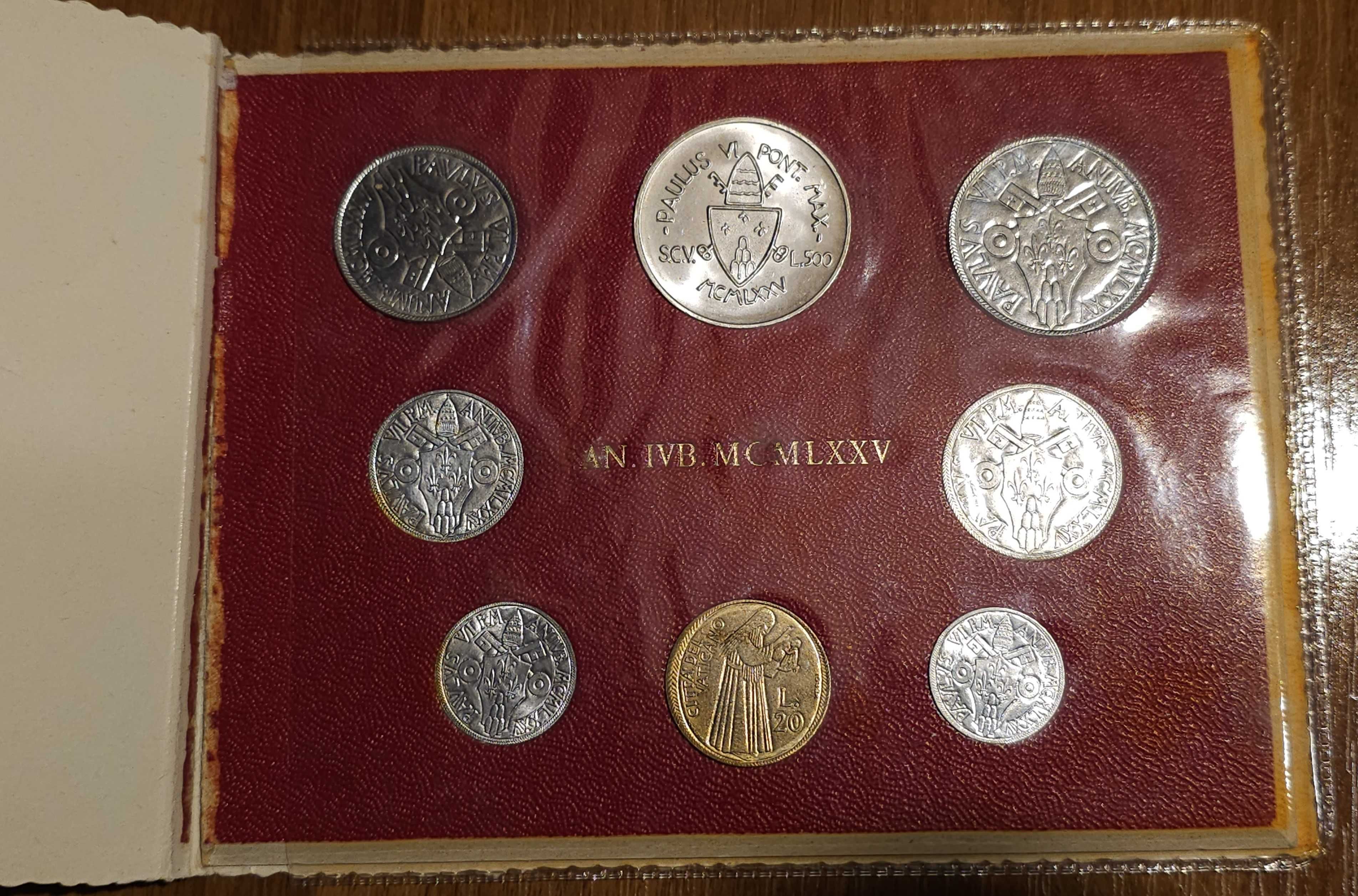Seturi de monede din Vatican