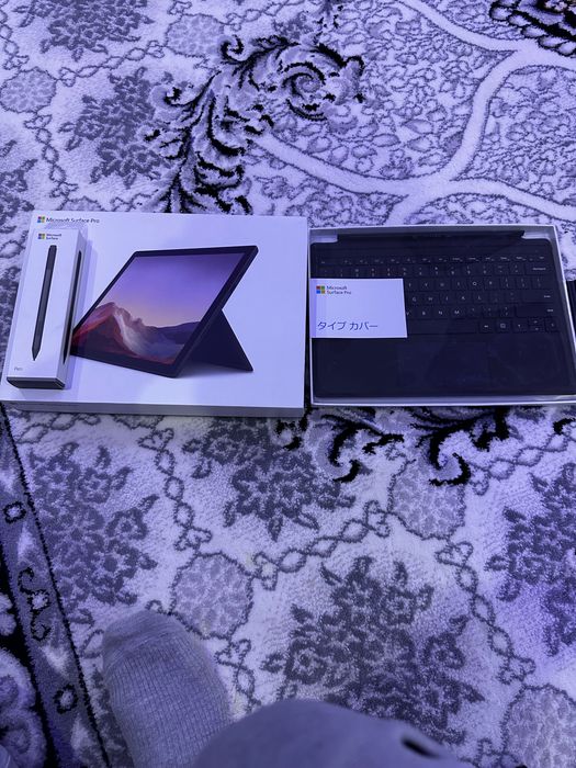 Surface Pro7 8/256 gb