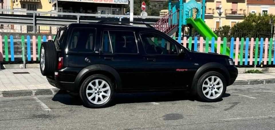 Dezmembrez Land Rover Freelander 1 TD4 motor bmw