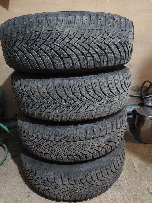 Cauciucuri iarnă 195/65/R15