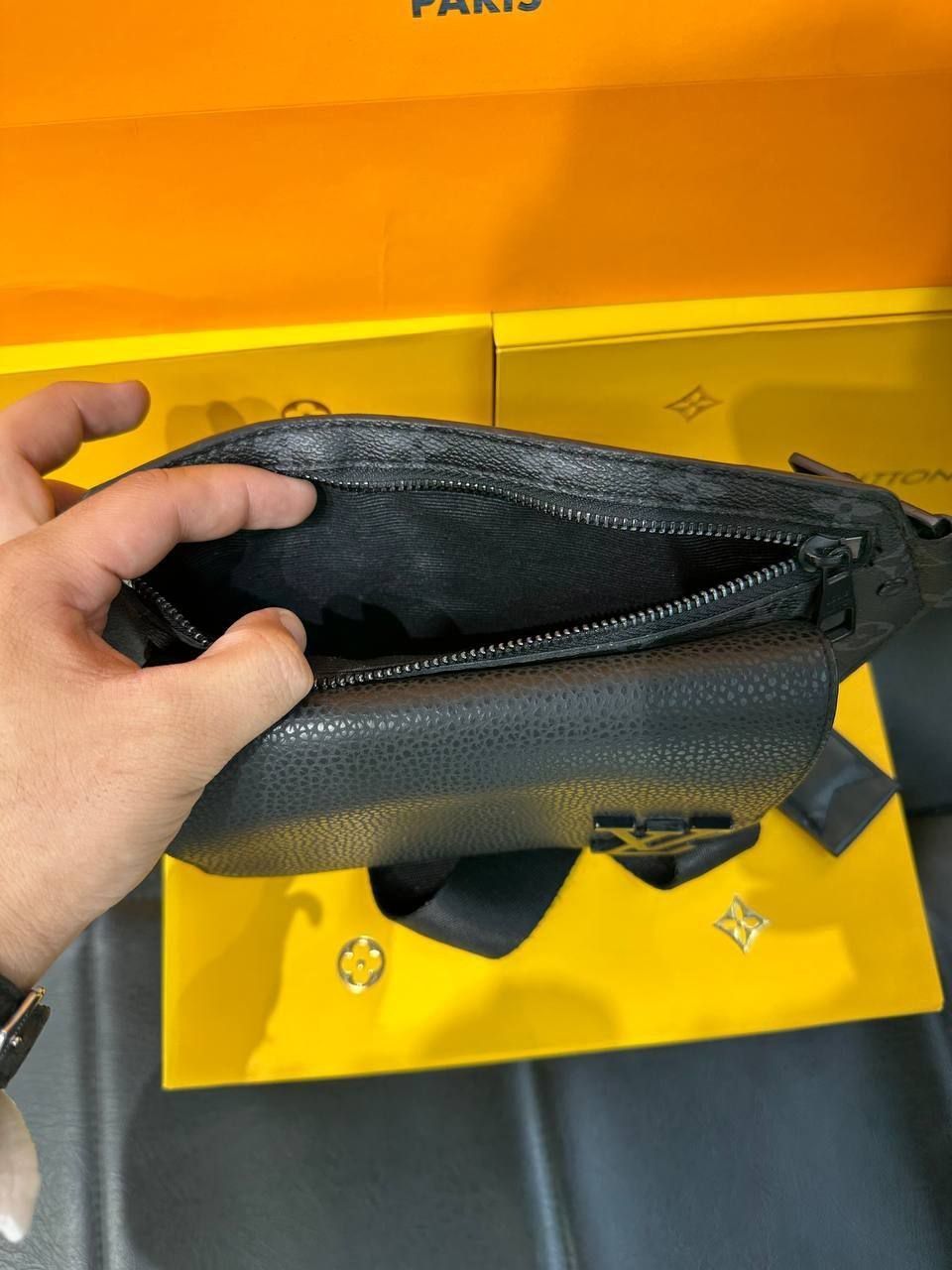 Louis Vuitton мужская сумка