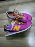 Vând adidași new balance