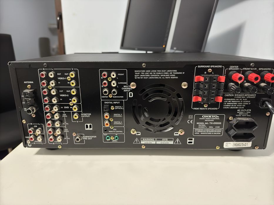 Sistem Home Cinema:Onkyo TX-DS555 7.1 cu 5 boxe + subwoofer