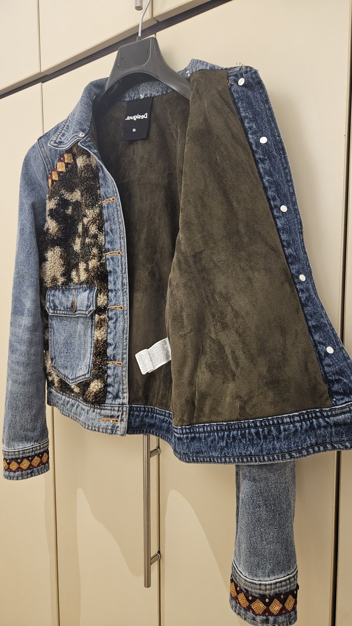 Дънково яке Desigual, 36
Дънково яке Wild Glam
