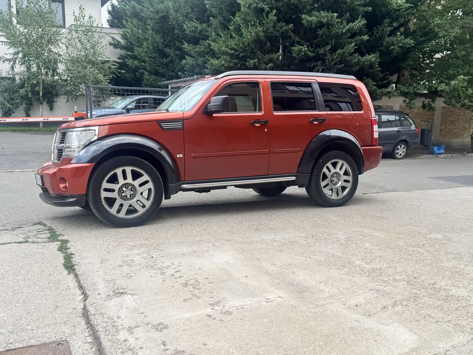 Dodge Nitro 4 X 4