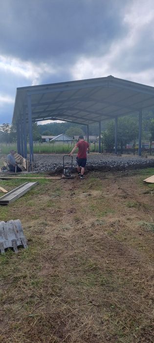 Vând hala metalica  8 x20