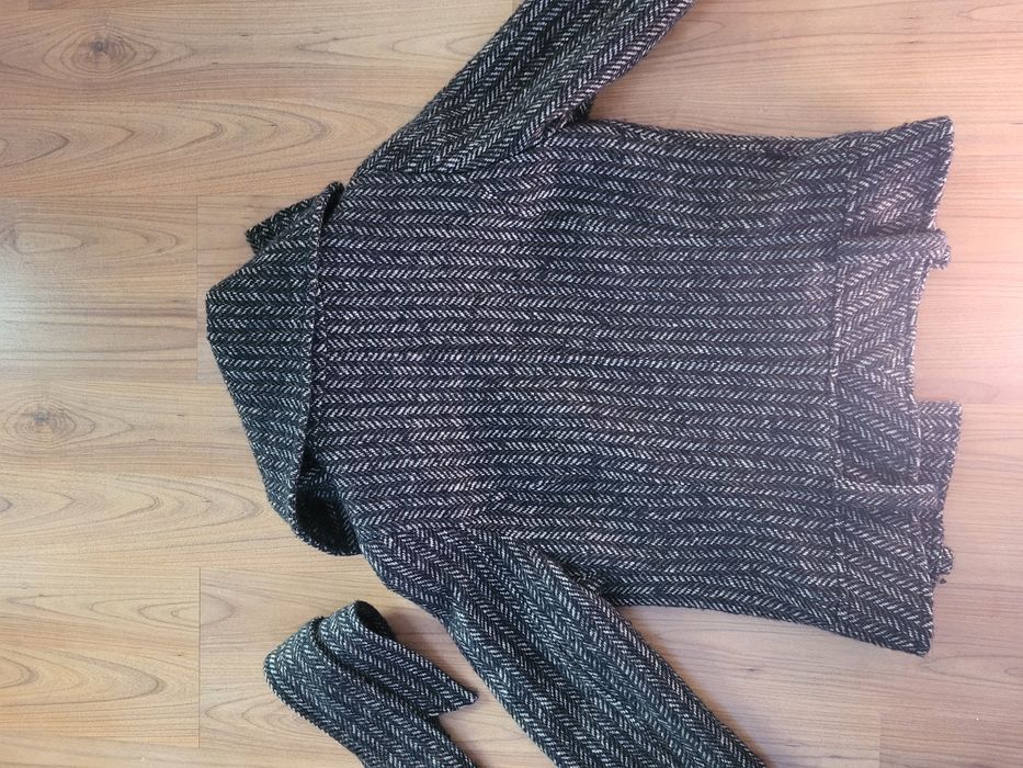 Scurta de toamna H&M cu guler înalt
