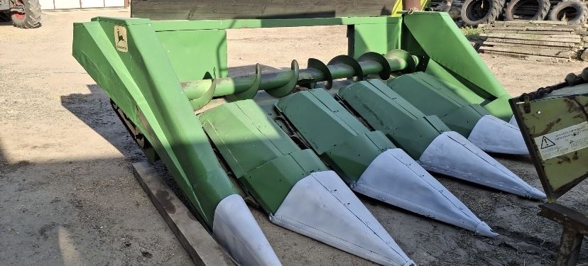 Masa porumb John Deere