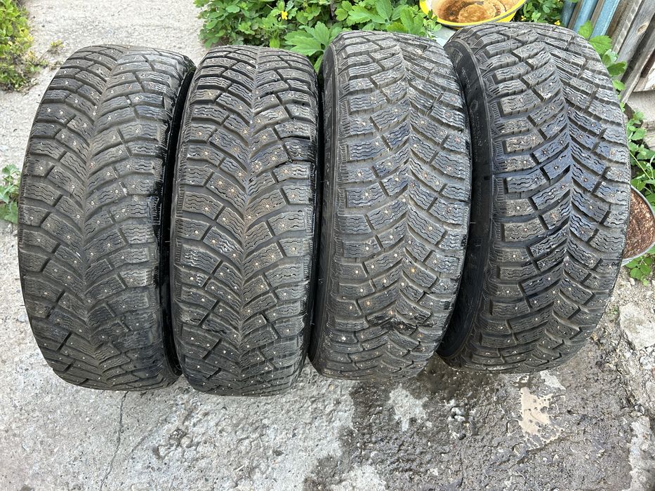 Шины зимние шипованные Michelin R15