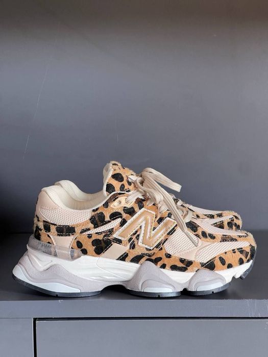 Adidasi New Balance animal print