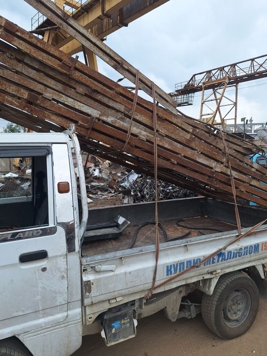 4000 so‘m. Metallom b/y metalolom metall olamiz. Metalom olamiz.