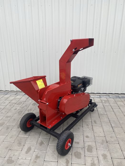 Tocător crengi și resturi vegetale bezina sau electric