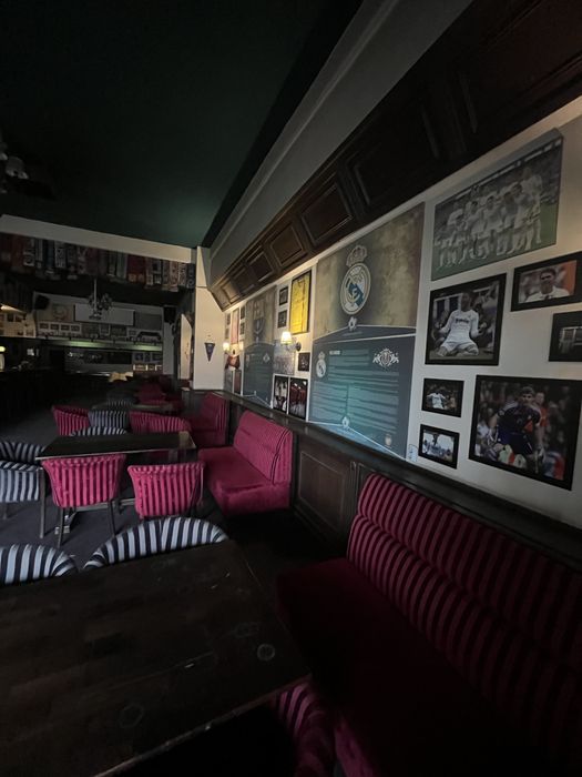 Vand afacere la cheie Champions Pub