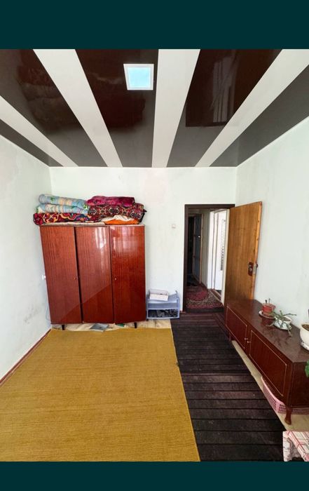 Продаётся общежития 1 этаж 12000$ 9  микрорайон