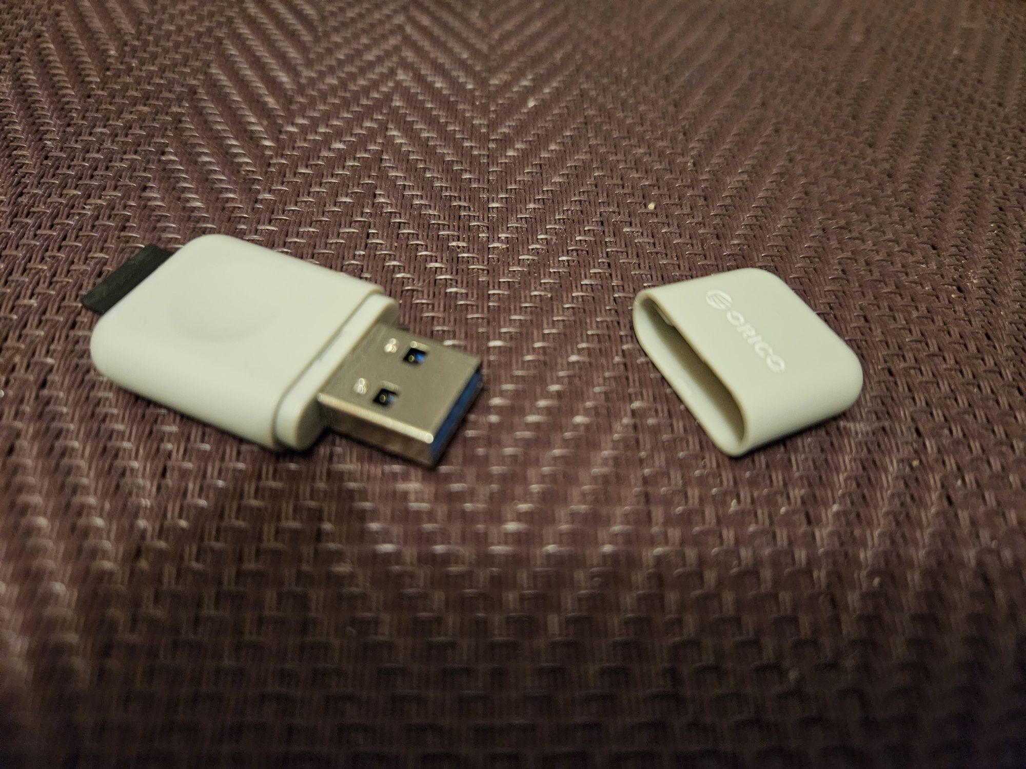 Card Reader USB 3.0 към microSD