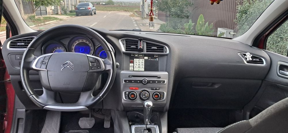 Citroen c4 2015  EURO 6. negociabil