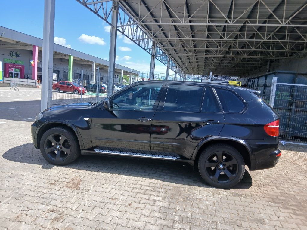 Vând x 5 e 70   R A R efectuat