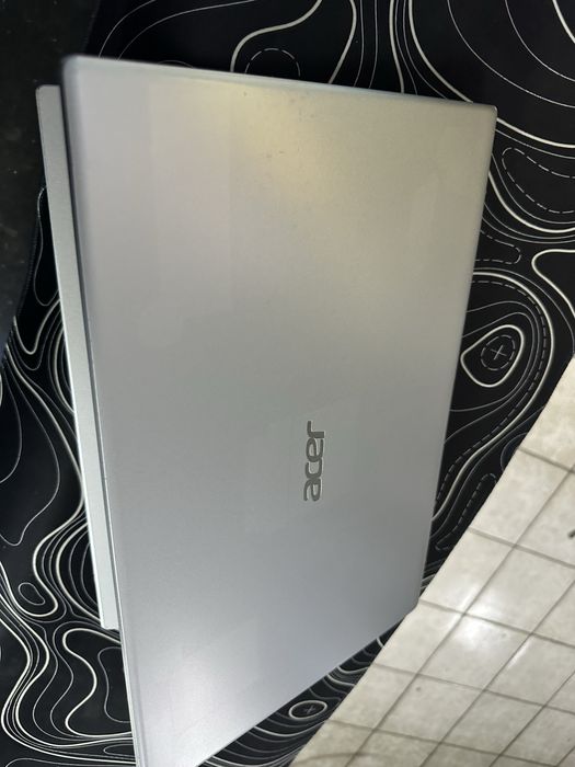 Acer Core i5-1135G7 ОЗУ-12ГБ ССД-512ГБ цикл 33 в отличном состоянии