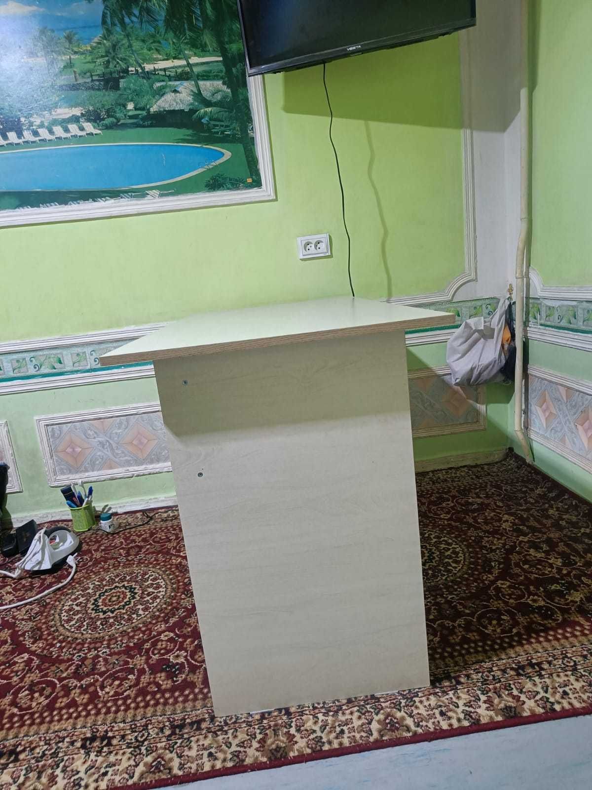 "Best Quality Table and Chair Set -Hardly Used, Looks Like New!"