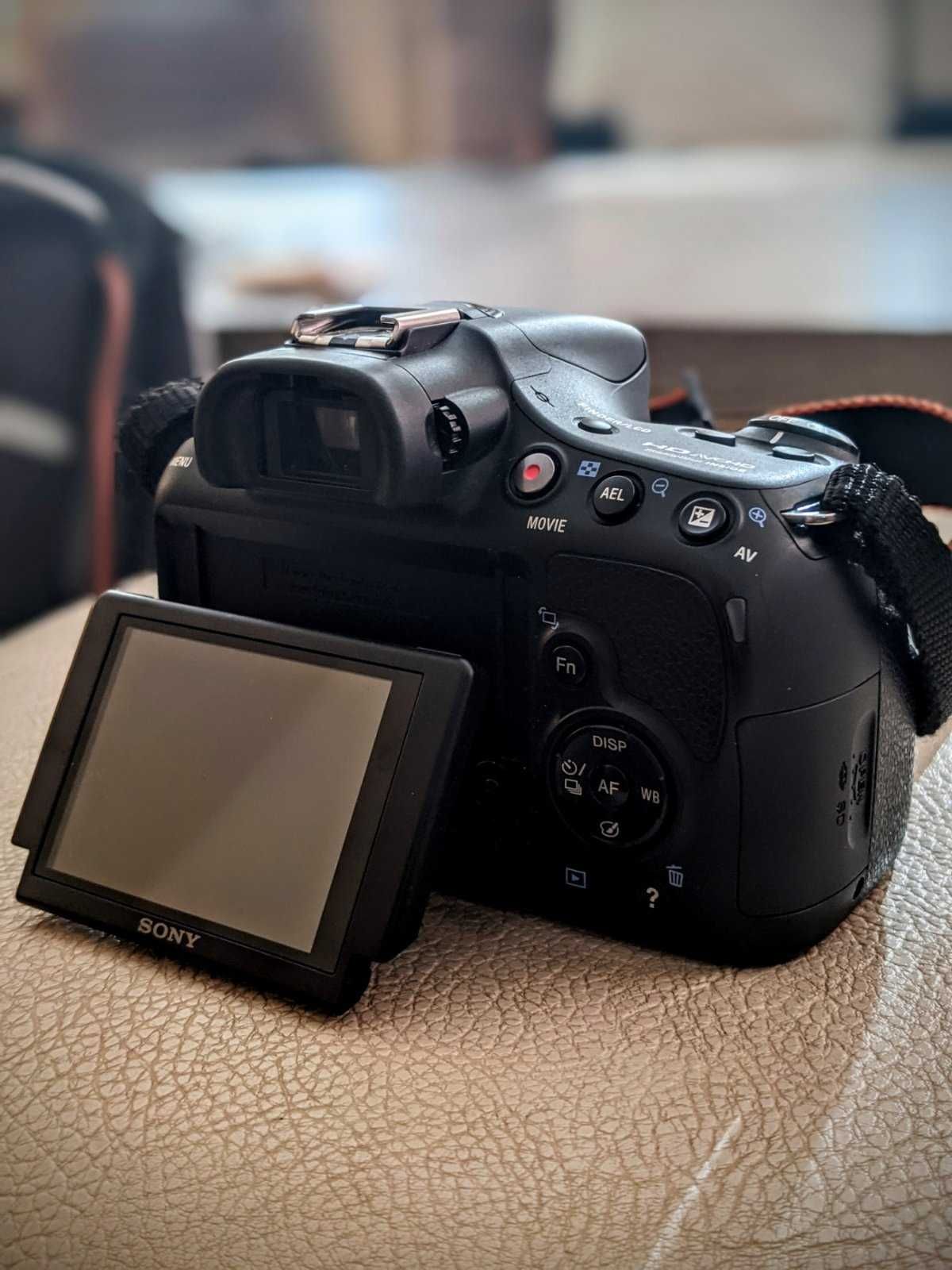 Sony Alpha 58 Kit 16-50 f/2.8 SSM