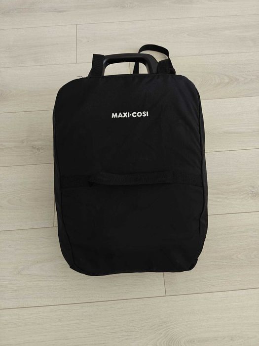 Vând Scaun Auto Copii - Maxi Cosi Nomad Plus i-Size, 15 luni - 4 ani.