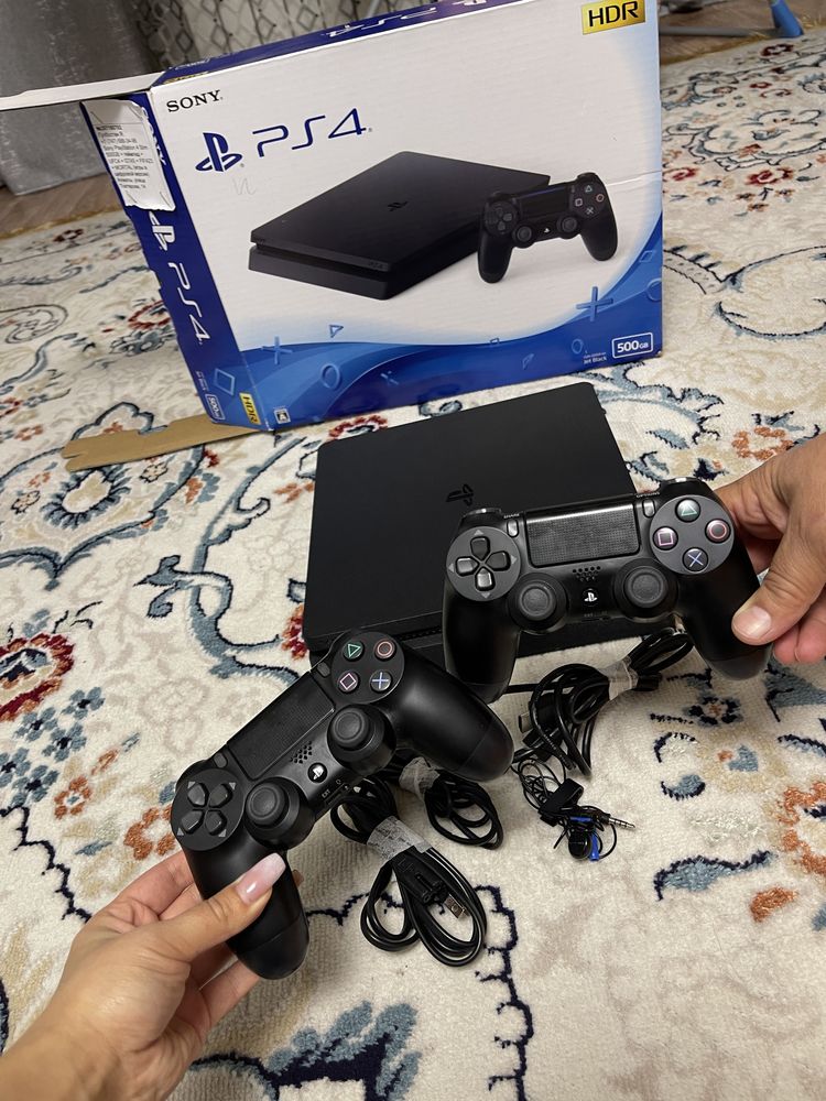 PlayStation 4 slim