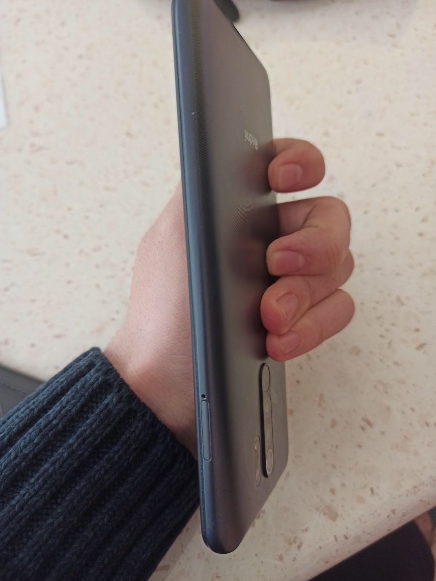 Xiaomi redmi 9 .