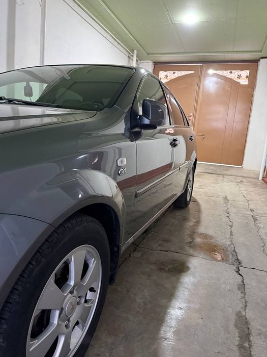 Chevrolet Gentra 3-позиция